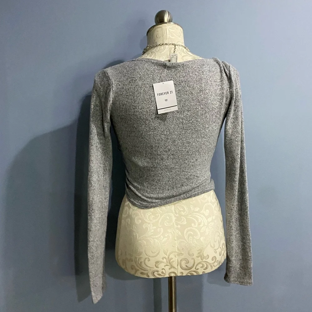 🆕NWT-Forever 21 top Size Small.     #NWT-2- - Picture 4 of 4